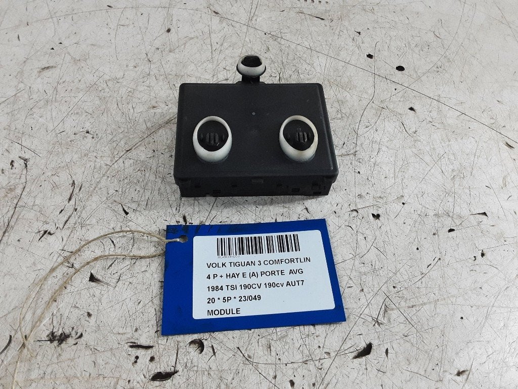 UNITE ELECTRONIQUE Volkswagen Tiguan (AD1) (5Q0959393F), Volkswagen, Mevr. I. Hauben, Utilisé, Rue de l'Espoir 34 34
4030  GRIVEGNÉE, BE
