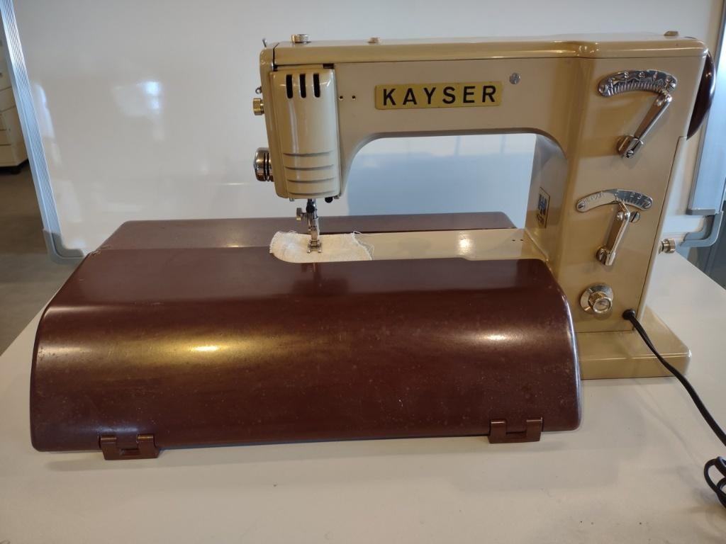 vintage naaimachine, Ophalen