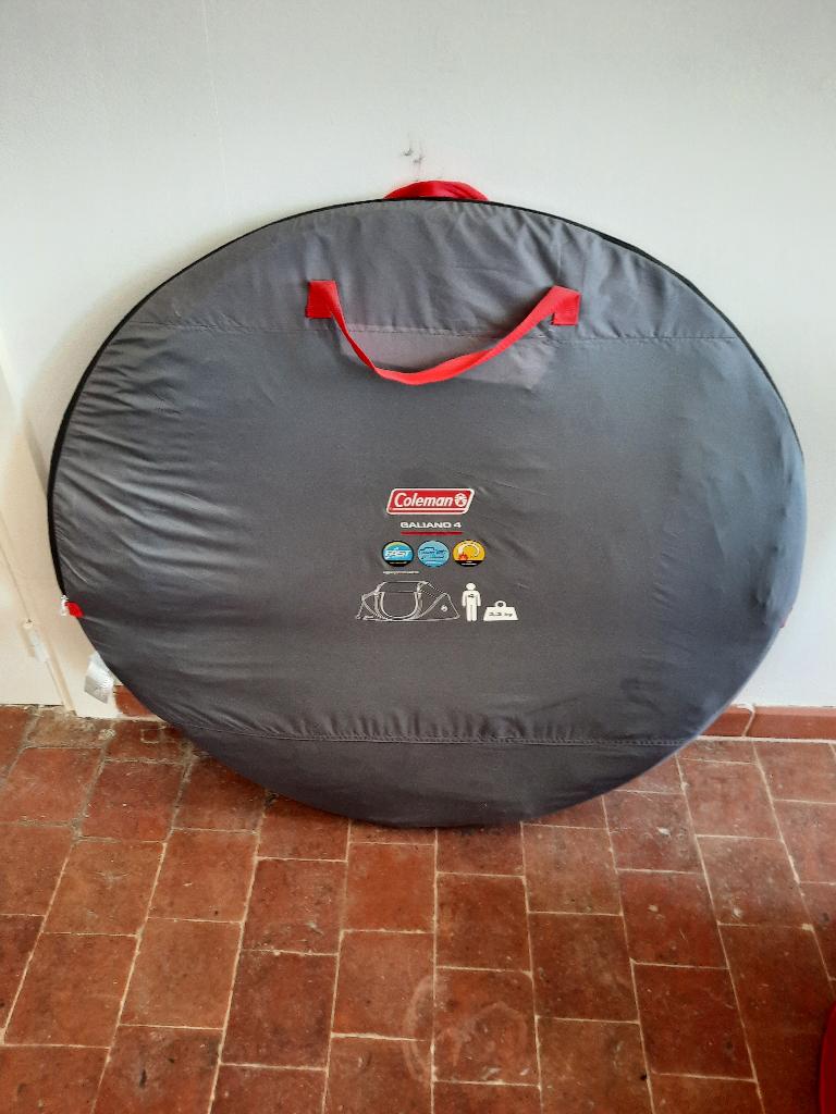 Coleman Tent Galiano 4 pop up, Ophalen, Zo goed als nieuw, Tot en met 4