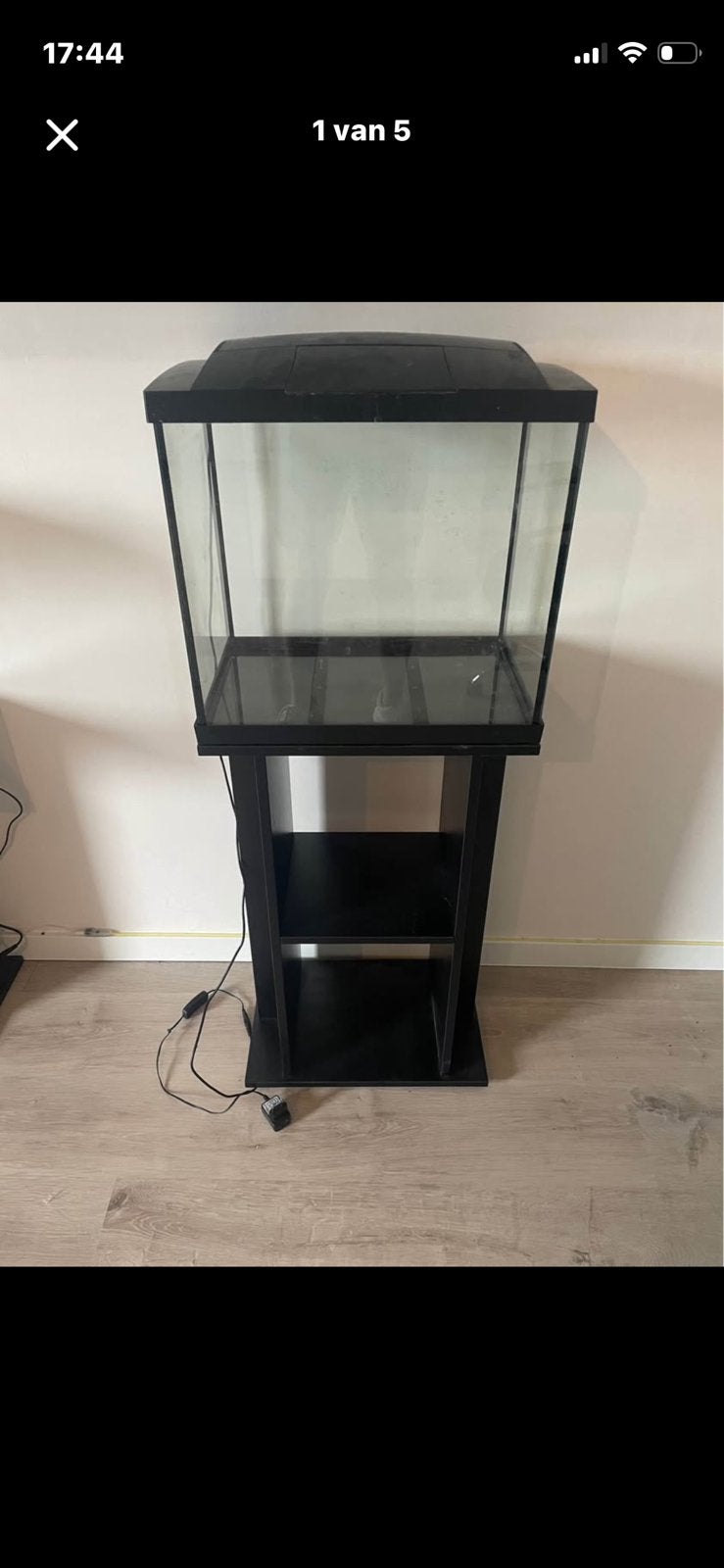 Superfish tropical 50 aquarium met meubel, Dieren en Toebehoren, Vissen | Aquaria en Toebehoren, Ophalen, Zo goed als nieuw, Filter