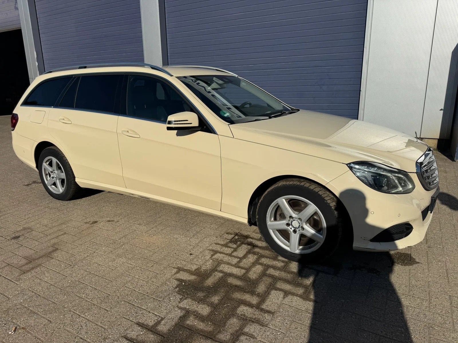 Mercedes-Benz E-Klasse *200CDI-EURO6* (bj 2016, automaat), Auto's, Automaat, Gebruikt, Euro 6, Beige