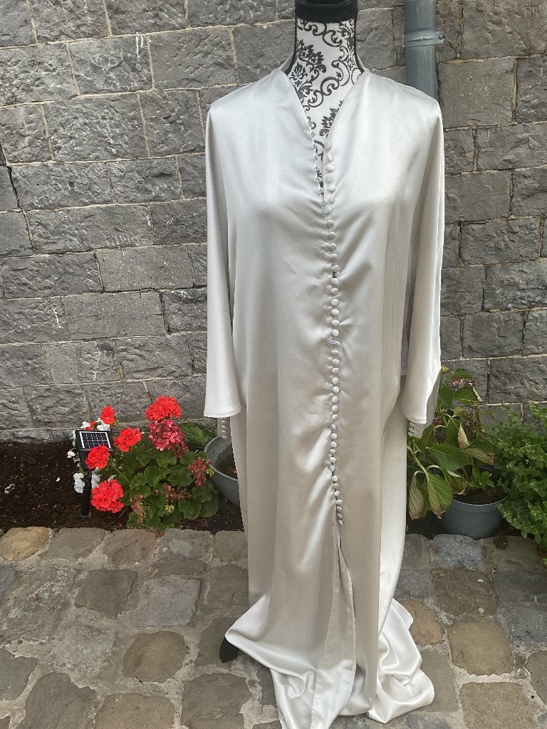 Nouveau ! Dernier piec- taille 4 L (48  Robe Gala Arabian), Vêtements | Femmes, Taille 46/48 (XL) ou plus grande, Enlèvement ou Envoi