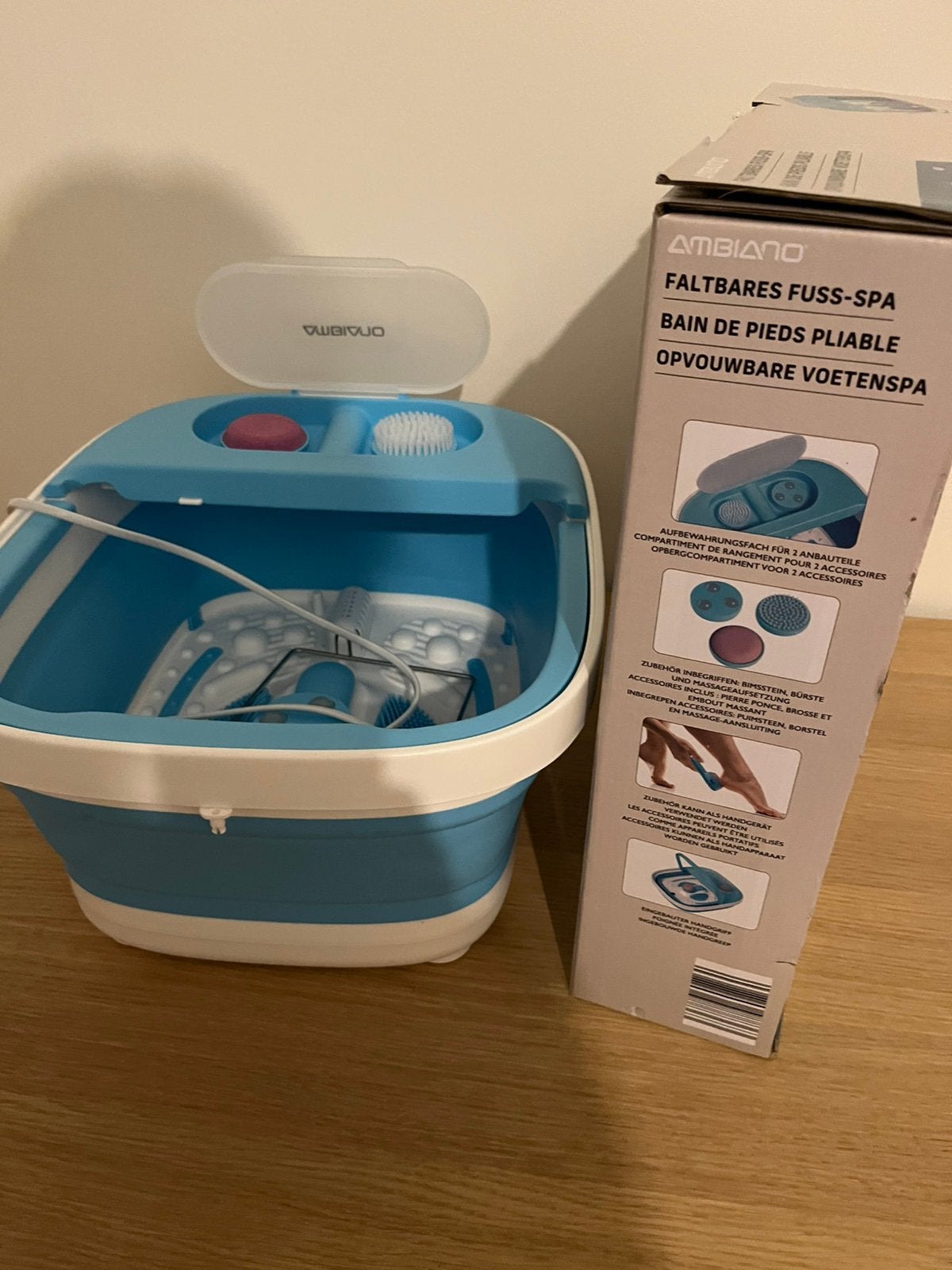 Voetbad met accesoirres (Nieuw, slechts 1x gebruikt), Elektronische apparatuur, Ophalen, Zo goed als nieuw