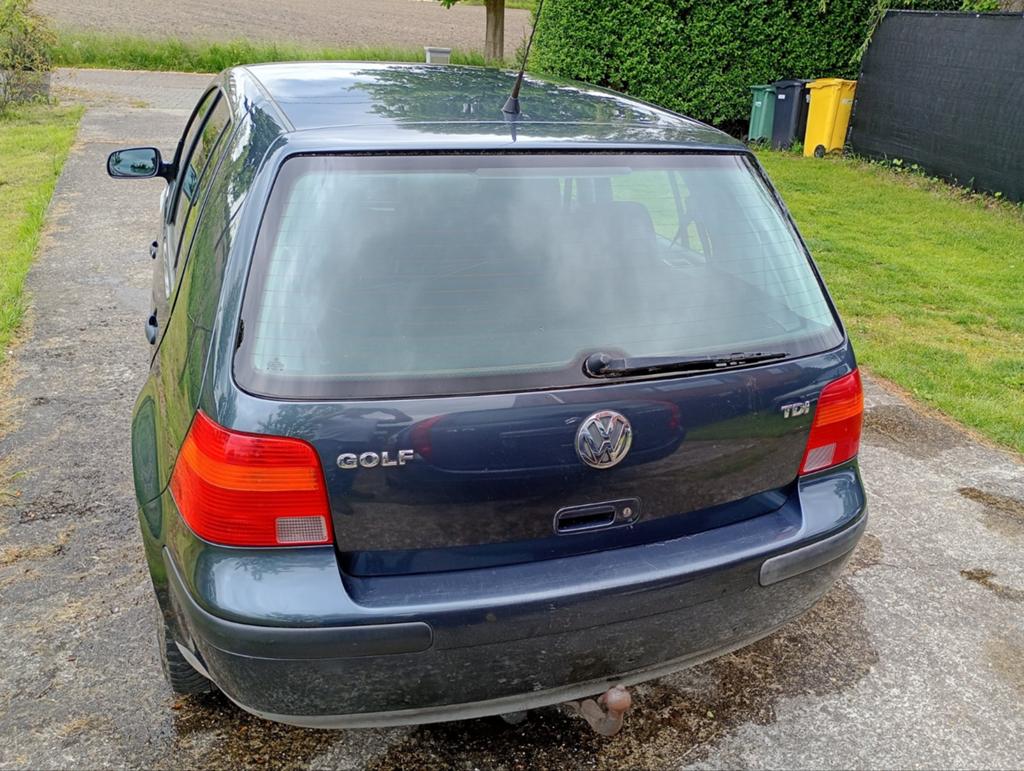 Golf 4 1.9 Tdi, Auto's, Volkswagen, Particulier, Golf, Trekhaak, Diesel, Euro 3, Berline, 5 deurs, Handgeschakeld, Zilver of Grijs