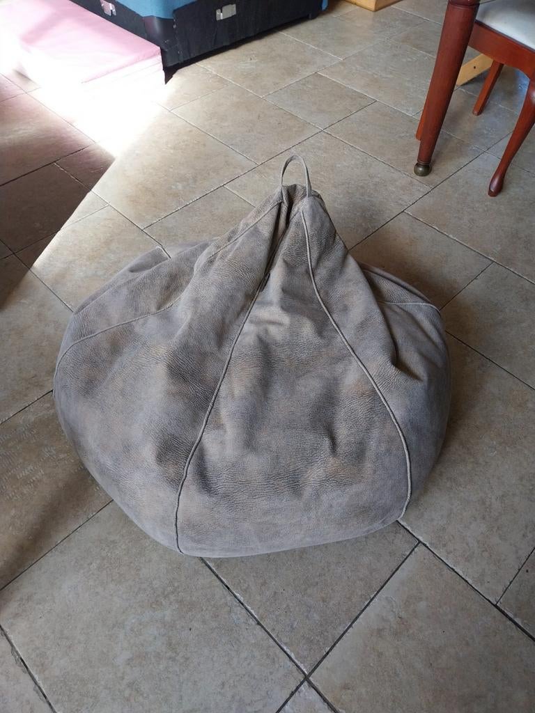 Gros pouf en cuir, Maison & Meubles, Enlèvement, Pouf
