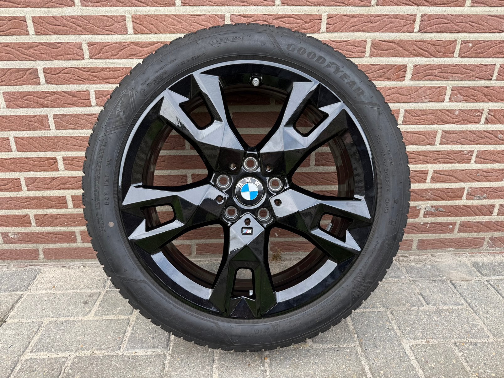 BMW 1 2 serie F70 F74 18 inch velgen 968M winterbanden, Ophalen, 18 inch, Banden en Velgen, Winterbanden