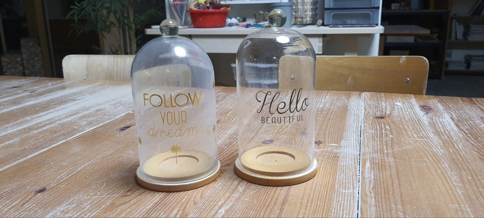2 stolpen, Verre, Enlèvement