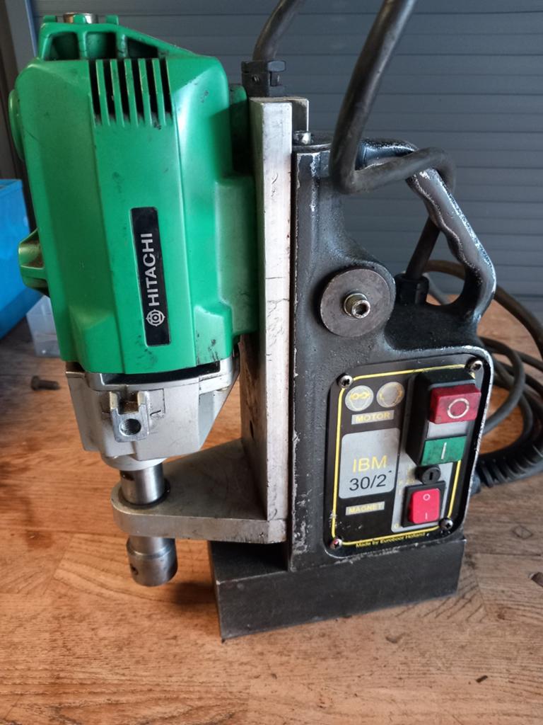 Magneetboor, Ophalen