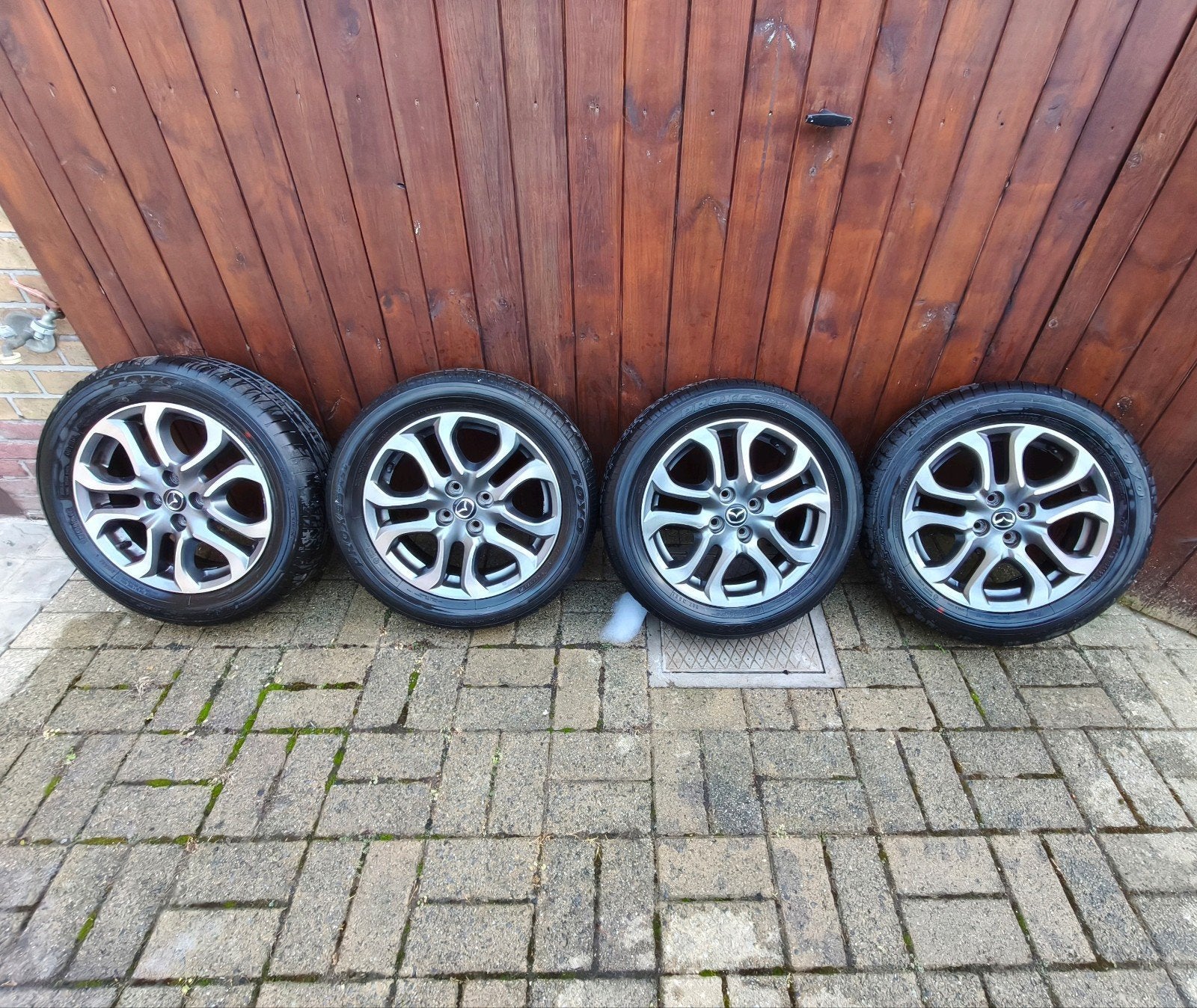 4x Mazda 2 velgen 16 inch + banden, Auto-onderdelen, Ophalen, 16 inch, Nieuw, 185 mm