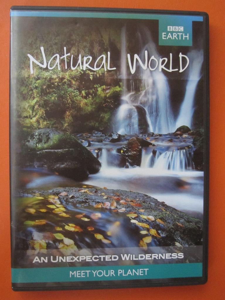 Le monde naturel : une nature sauvage inattendue, Tous les âges, Enlèvement ou Envoi, Comme neuf, Nature