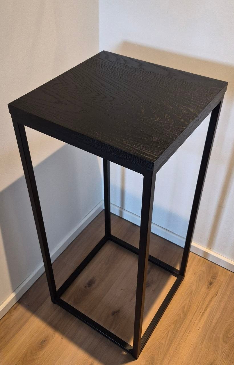 Table d'appoint haute noire, Maison & Meubles, Accessoires pour la Maison | Colonnes & Piliers, Enlèvement, Comme neuf