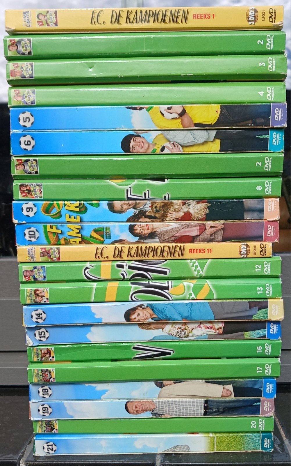 F.C. De Kampioenen DVD Collectie (22 DVD-boxen - 45 DVDs), Enlèvement, Série