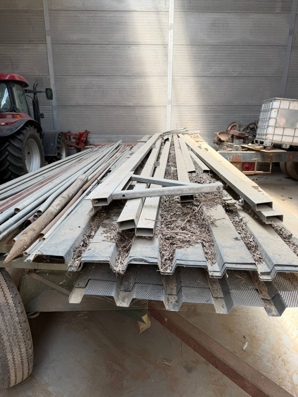 Metalen poort voor loods 6m op 6m, Ophalen, Zo goed als nieuw