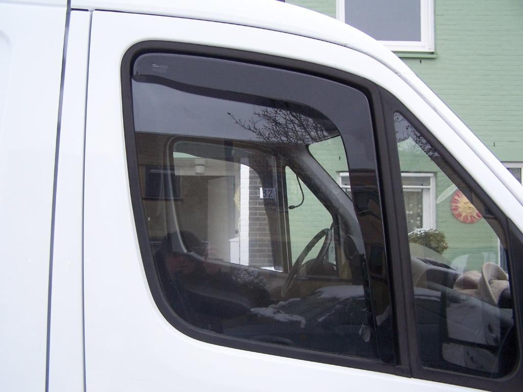 Zijwindschermen Crafter Sprinter visor pasvorm donker getint, Caravanes & Camping, Camping-car Accessoires, Neuf, Enlèvement ou Envoi