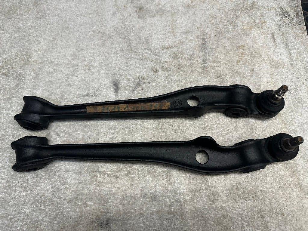 BMW E3 / E9 draagarmen voor R+L NIEUW - New Old Stock - NOS, Ophalen of Verzenden, Nieuw, BMW
