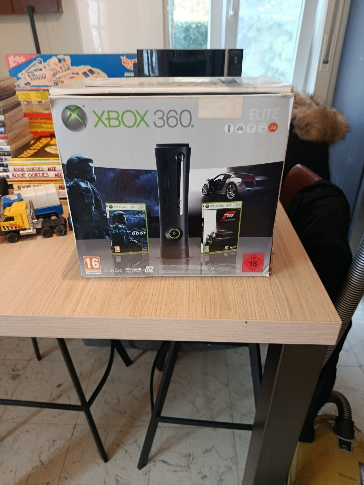 xbox 360 elite + doos + een paar games, Enlèvement