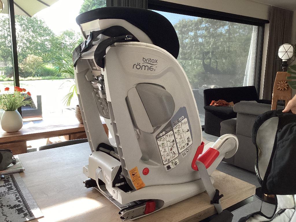 Autostoel, Ophalen, Romer, Autogordel of Isofix, Gebruikt