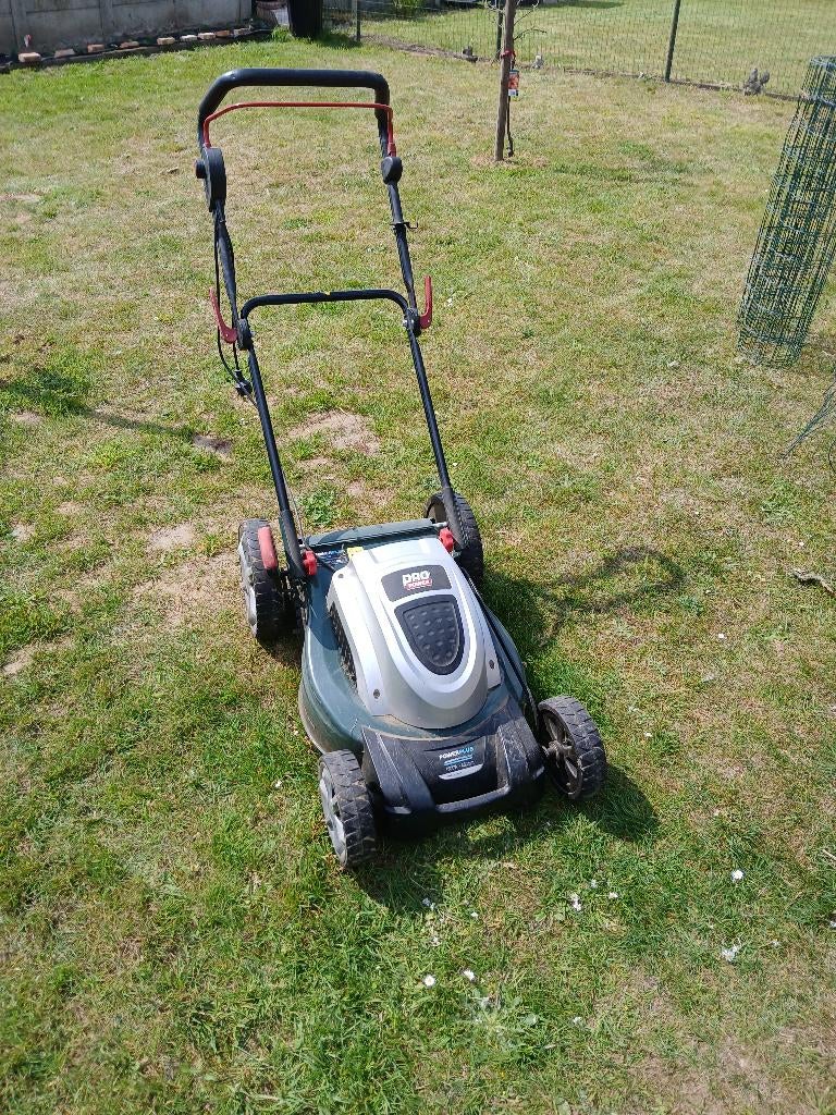 Grasmachine, Ophalen, Cirkelmaaier, Elektrische grasmaaier, Opvangbak