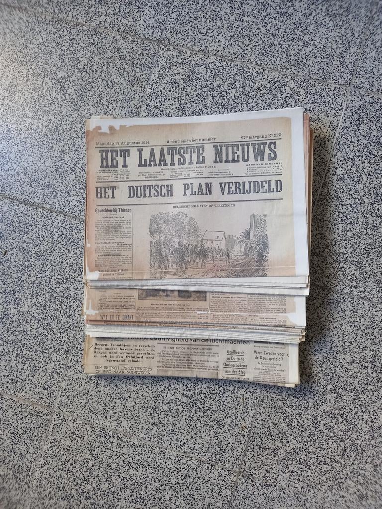 Oude krantenknipsels, Ophalen