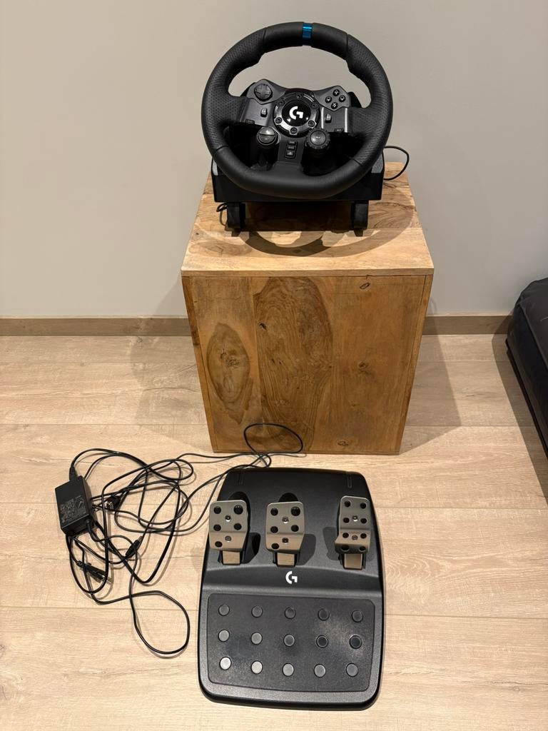 Logitech G923 TRUEFORCE Racing Wheel, Informatique & Logiciels, Enlèvement, Utilisé