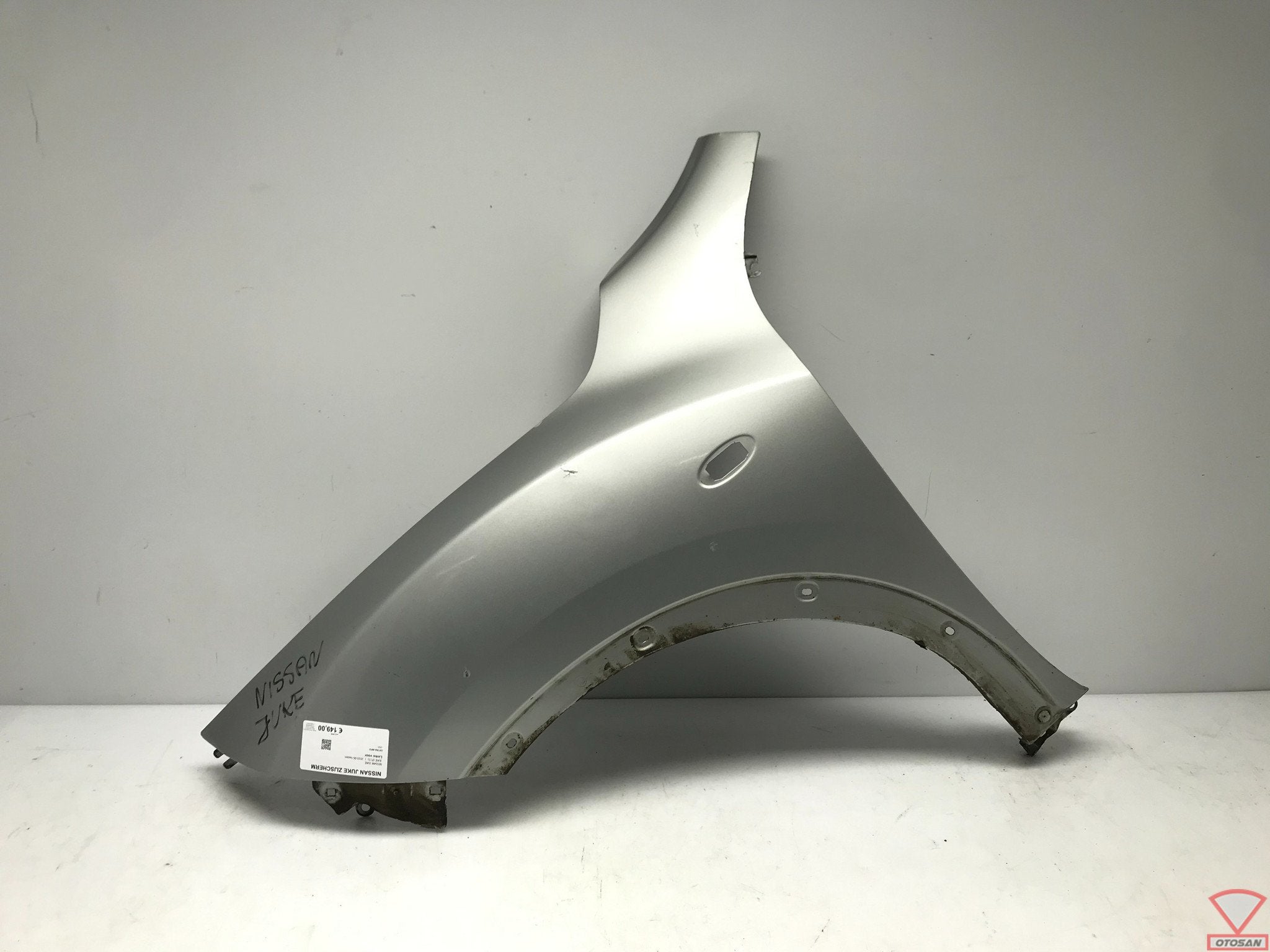 Nissan Juke 2015 Zijscherm Spatbord Links Voor Origineel!, Nissan Motor Co., Ltd., Takashima 1-chome 1-1
220-8686  Yokohama, Utilisé