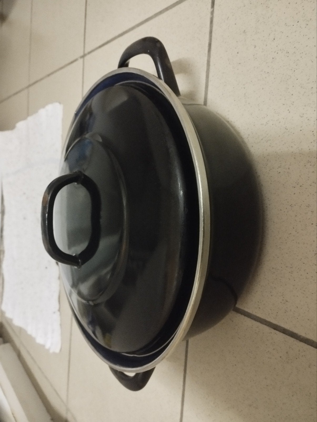 een kookpot met deksel kleur dubbele bodem kleur zwart, Huis en Inrichting, Met deksel, Ophalen