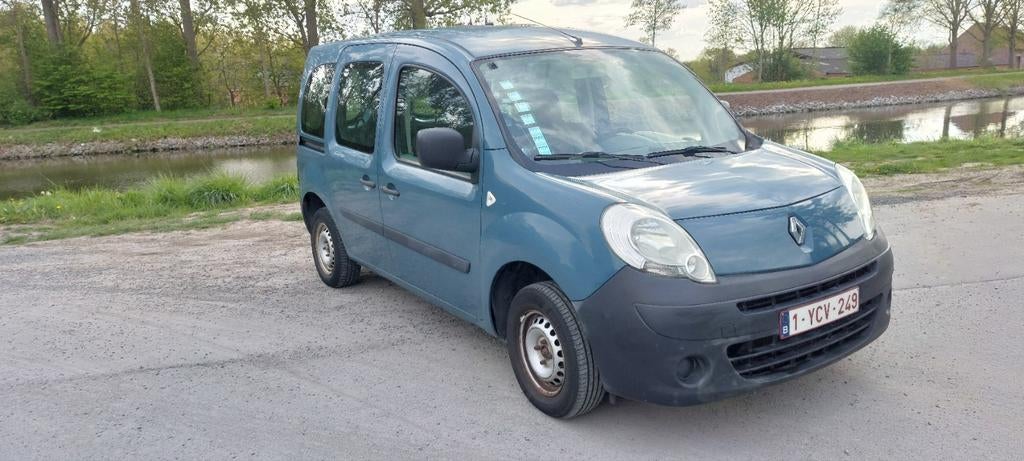 Renault kangoo lichte vracht, Auto's, Zwart, 4 cilinders, 1600 cc, Handgeschakeld