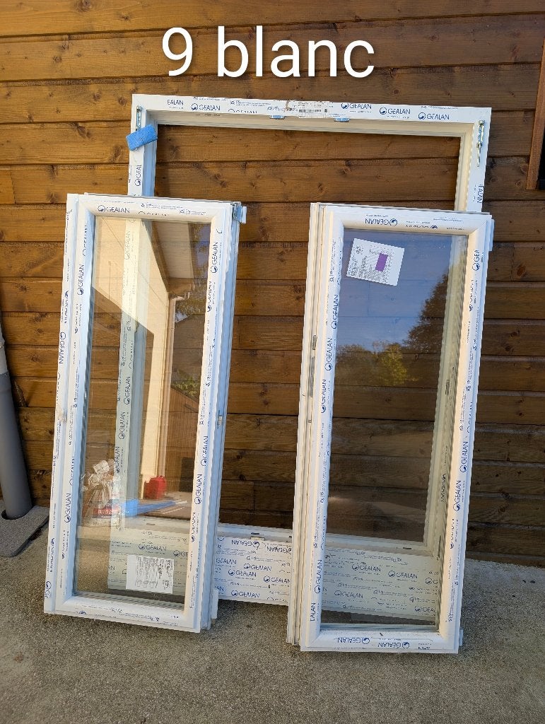 FENETRE PVC BLANC NEUVE JAMAIS POSEE, Neuf, Double vitrage, 120 à 160 cm, Fenêtre de façade ou Vitre
