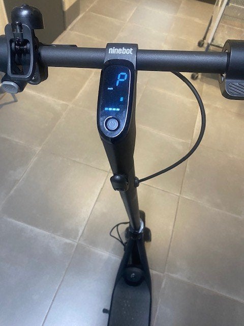 ninebot f2, Fietsen en Brommers, Ophalen of Verzenden, Zo goed als nieuw, Elektrische step (E-scooter), SEGWAY Segway-Ninebot F2 PRO E II