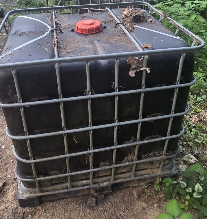 2 zuivere ibc's van 1000l 50€/stuk 80€ voor beide, Tuin en Terras, Regentonnen, 150 liter of meer, Ophalen, Gebruikt, Met kraantje