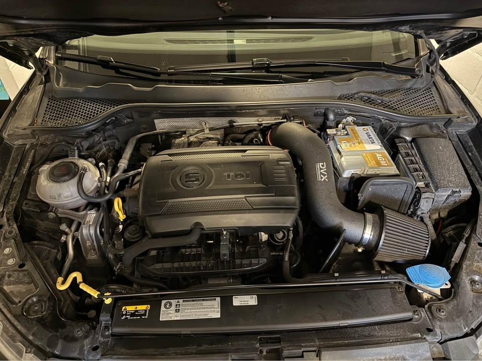DVX 1.8 - 2.0TSi MQB Cold Air Intake System, Enlèvement, Utilisé, Seat