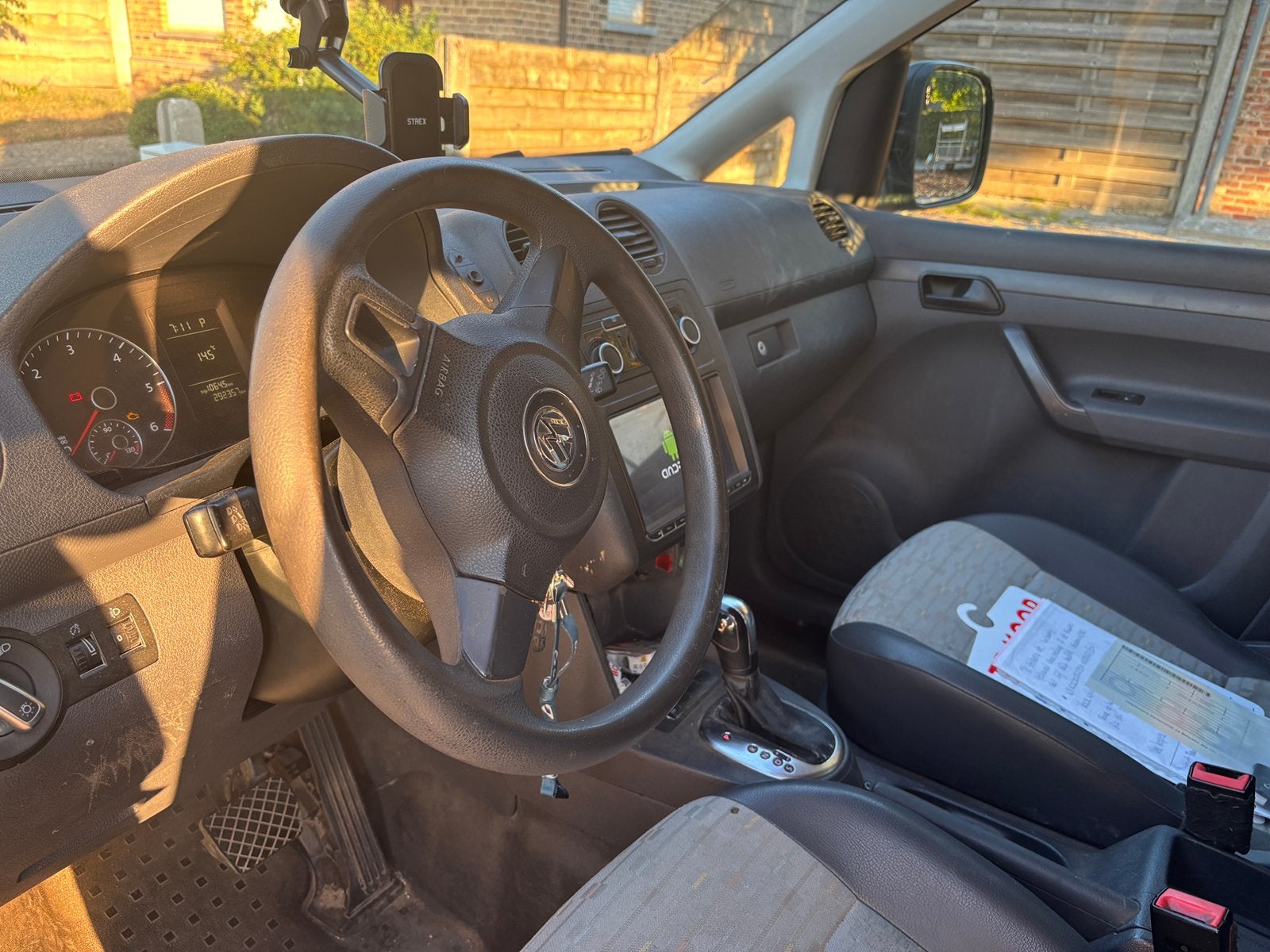 VW Caddy lichte vracht (lees omschrijving), Auto's, Bestelwagens en Lichte vracht, Automaat, Volkswagen, Wit, Diesel