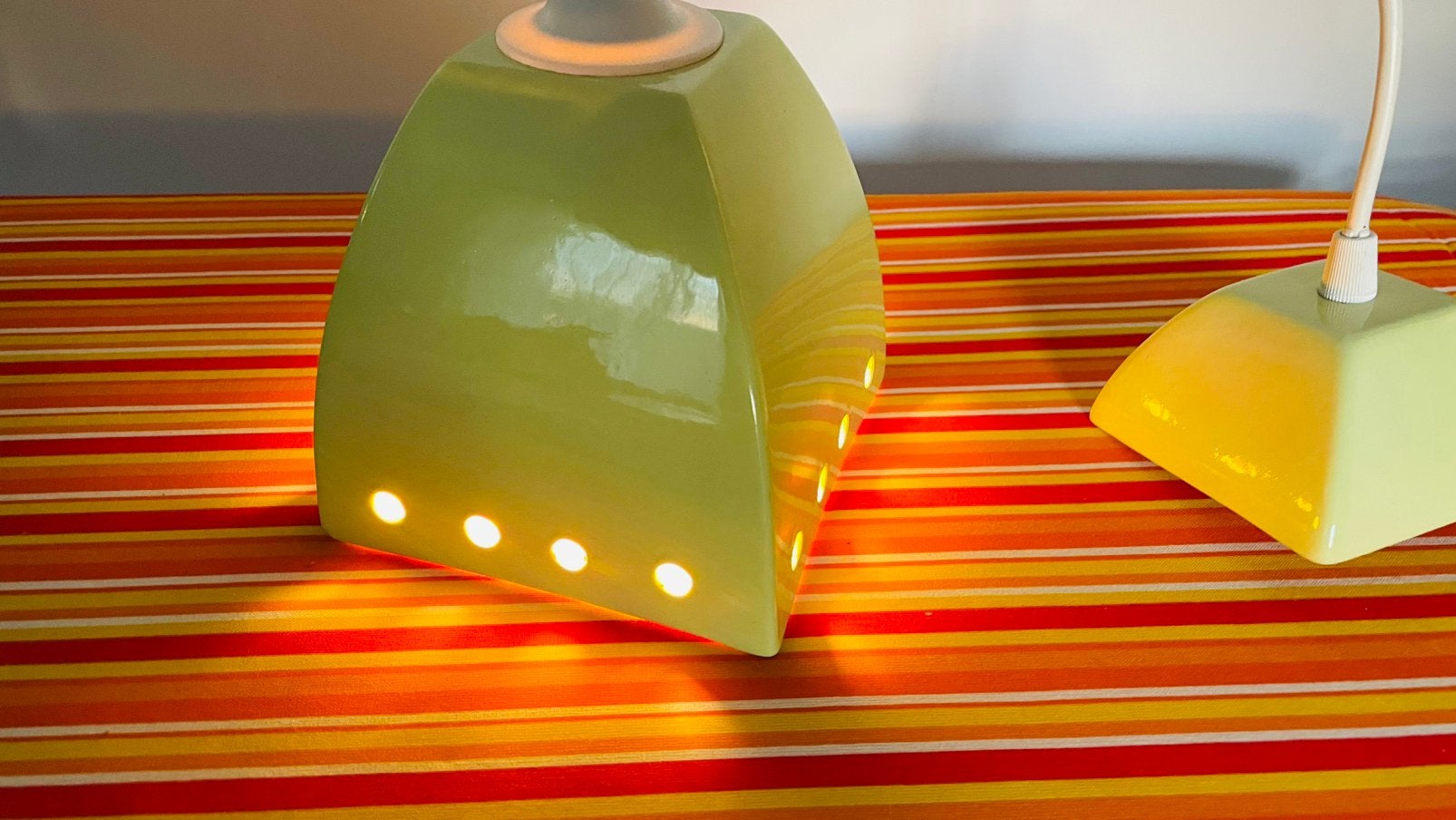 Plafondlamp Lumi-Club in keramiek, ongeschonden !, Ophalen of Verzenden, Zo goed als nieuw, Keramiek