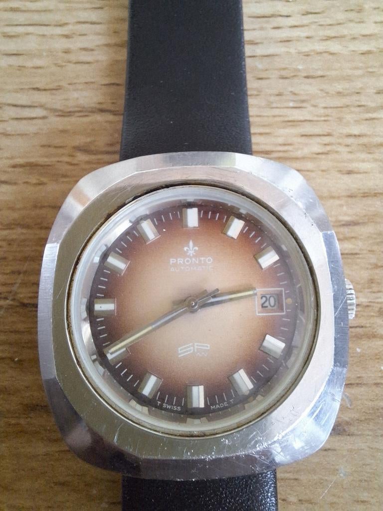 Pronto horloge heren jaren 60.werkend, Ophalen