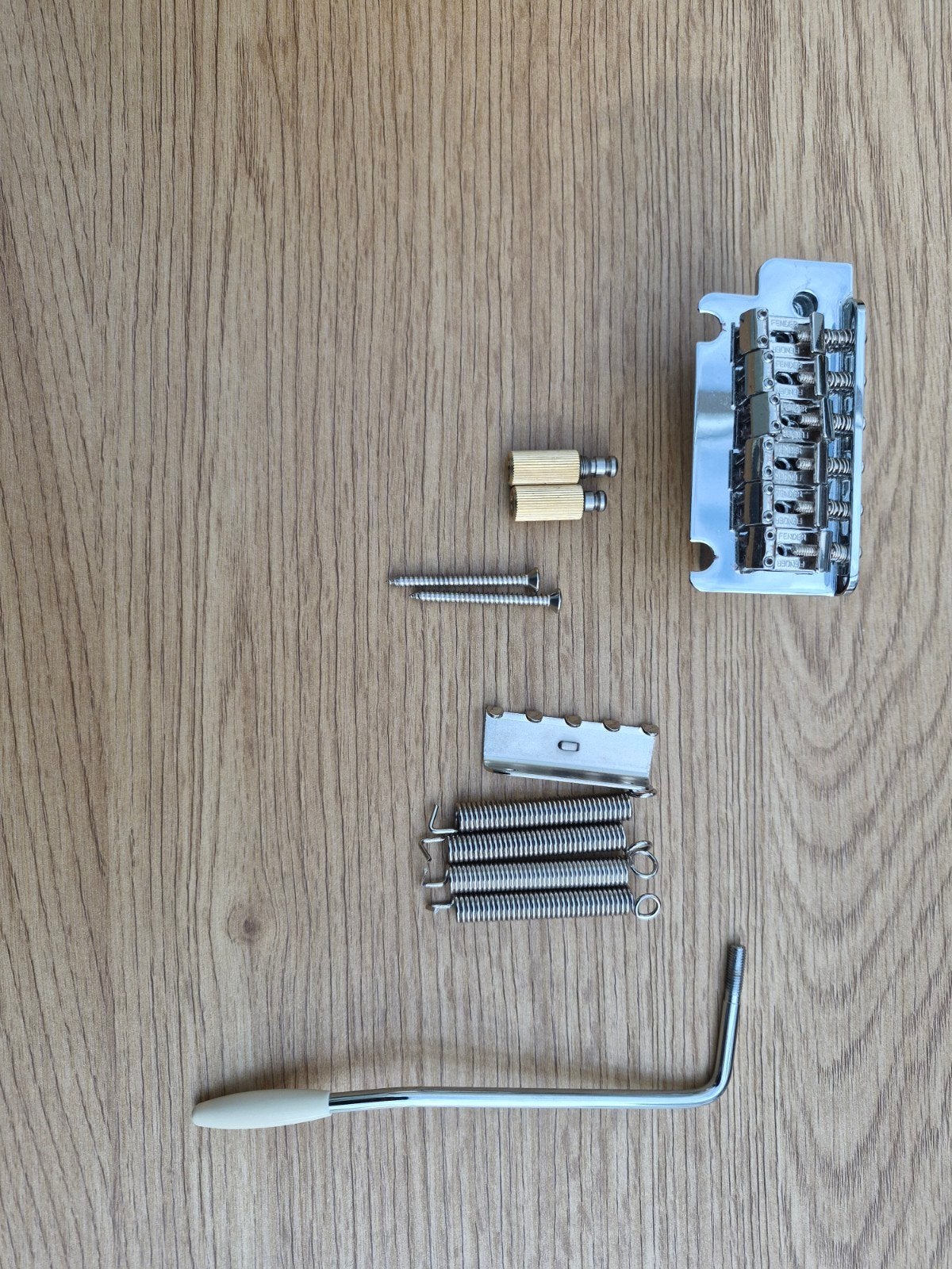 Fender 2 point tremolo, Muziek en Instrumenten, Ophalen of Verzenden
