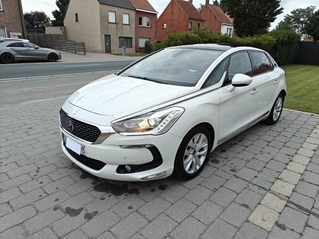 DS 5 2.0 HDI 181 ch automatique, Autos, DS, Particulier, DS 5, ABS, Airbags, Air conditionné, Alarme, Climatisation automatique