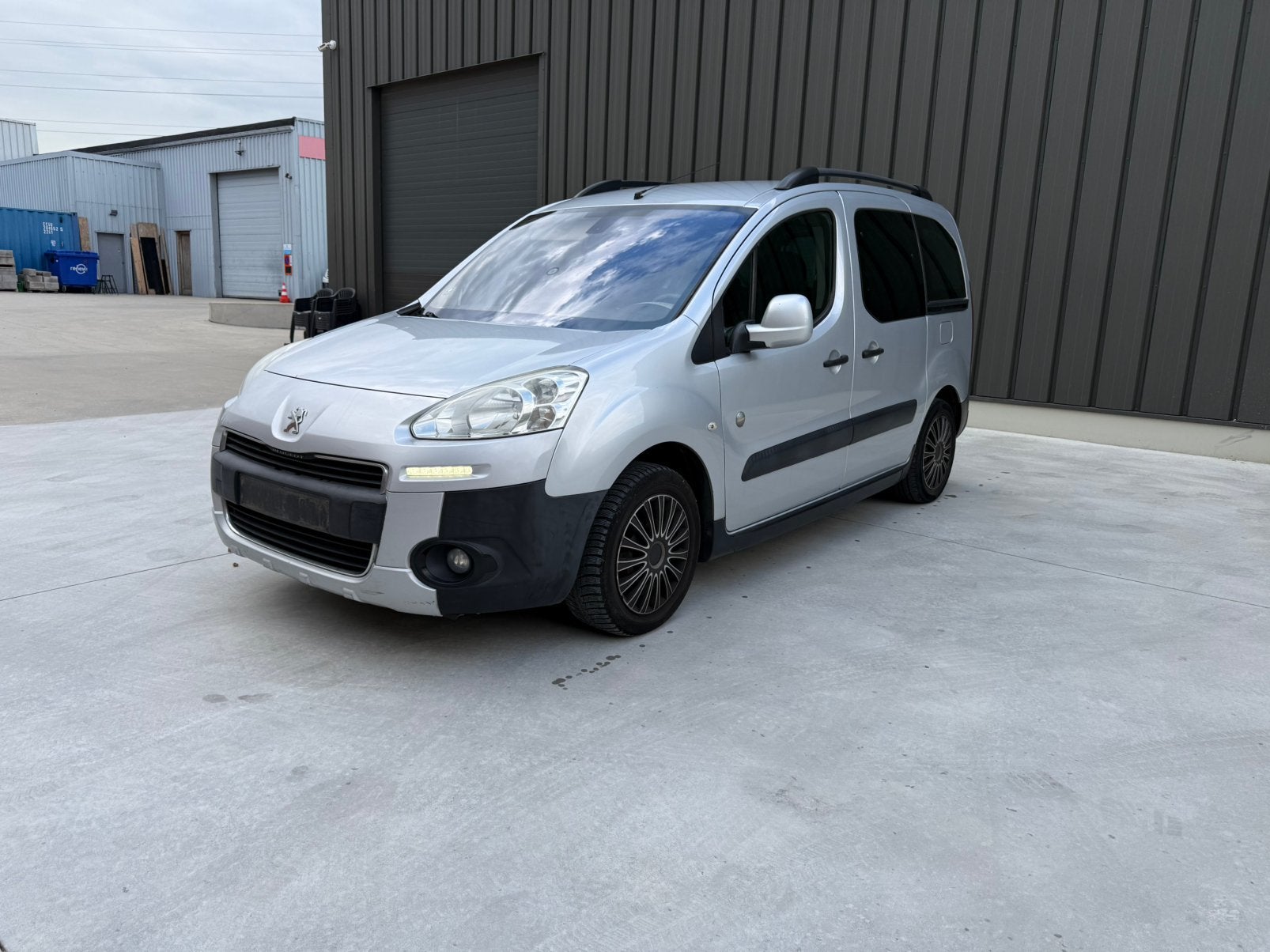 Peugeot Partner Tepee Outdoor 1.6E-HDI 92CH 12/2012, Euro 5, Achat, Boîte manuelle, 5 portes