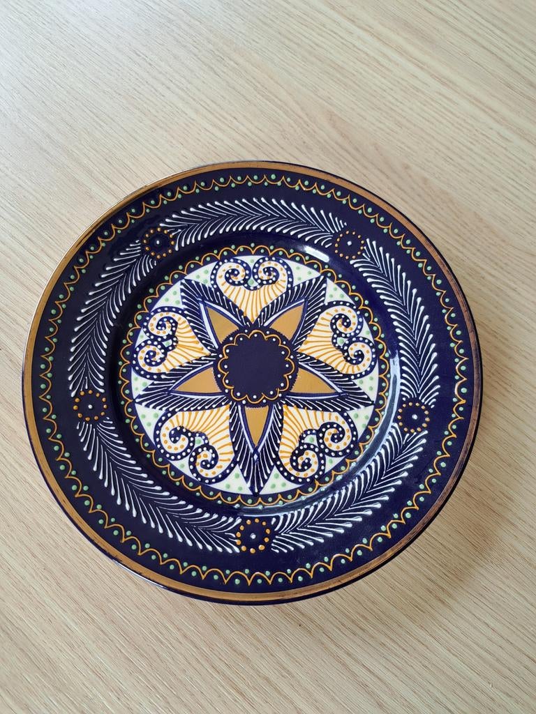 Assiette décorative, Enlèvement