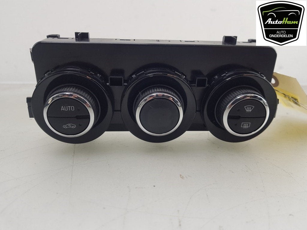BEDIENINGSPANEEL VERWARMING Opel Adam (|13363975|13468064|), Auto-onderdelen, Gebruikt, Postoffice@zf.com, Löwentaler Straße 20
88046  Friedrichshafen, DE