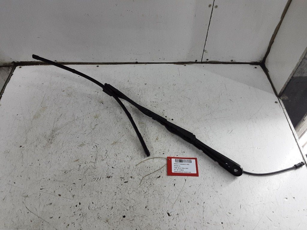 RUITENWISSERARM LINKS VOOR BMW 3 serie (G20), Gebruikt, Mevr. I. Hauben, BMW, Rue de l'Espoir 34 34
4030  GRIVEGNÉE, BE