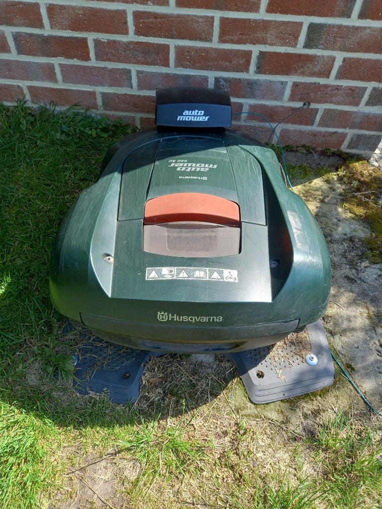 Automower 220 ac, Enlèvement, Utilisé, 20 à 25 cm, Husqvarna