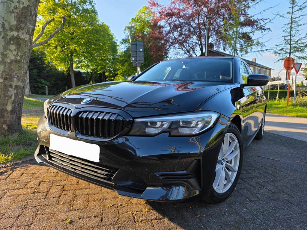 Bmw 330e benzine hybride 293pk automaat., Auto's, BMW, Automaat, 4 cilinders, Zwart, 5 deurs