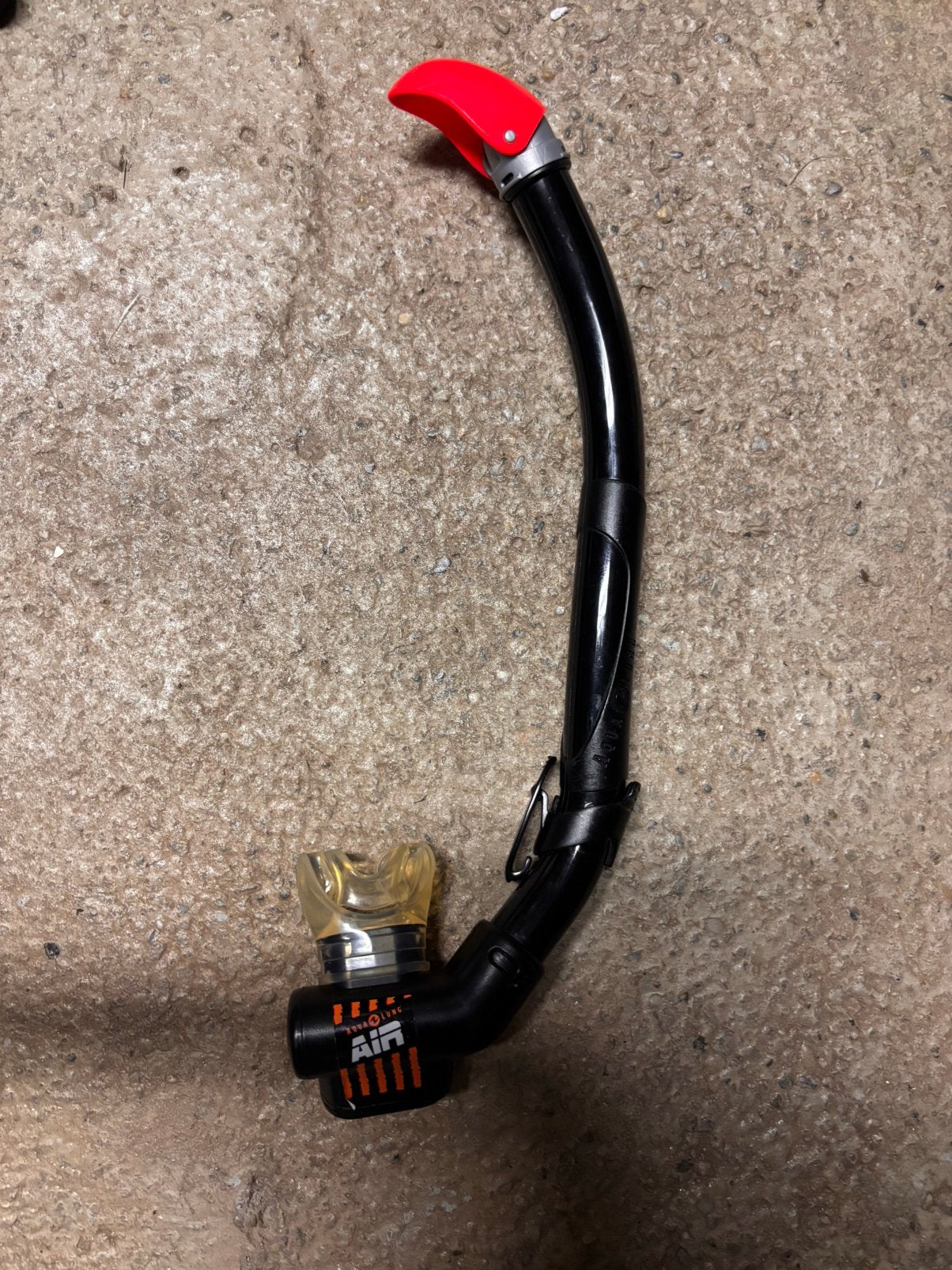 2 snorkels, Ophalen of Verzenden, Gebruikt
