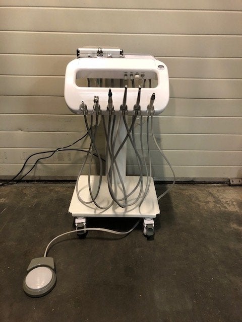 Dental unit+scaler, curing light, 3wegspuit+handstukken, Niet ingevuld, Nieuw, Niet ingevuld, Ophalen