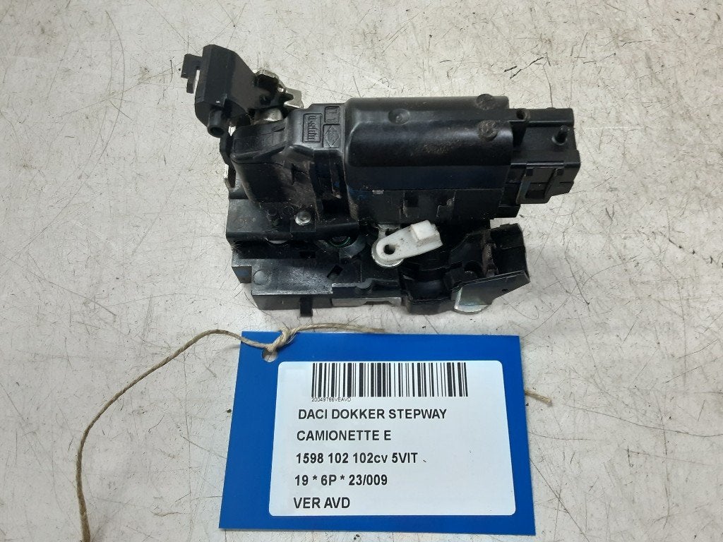 PORTIERSLOT RECHTS VOOR Dacia Dokker (0S) (01-2012/12-2021), Auto-onderdelen, Carrosserie, Dacia, Gebruikt, Mevr. I. Hauben, Rue de l'Espoir 34 34
4030  GRIVEGNÉE, BE