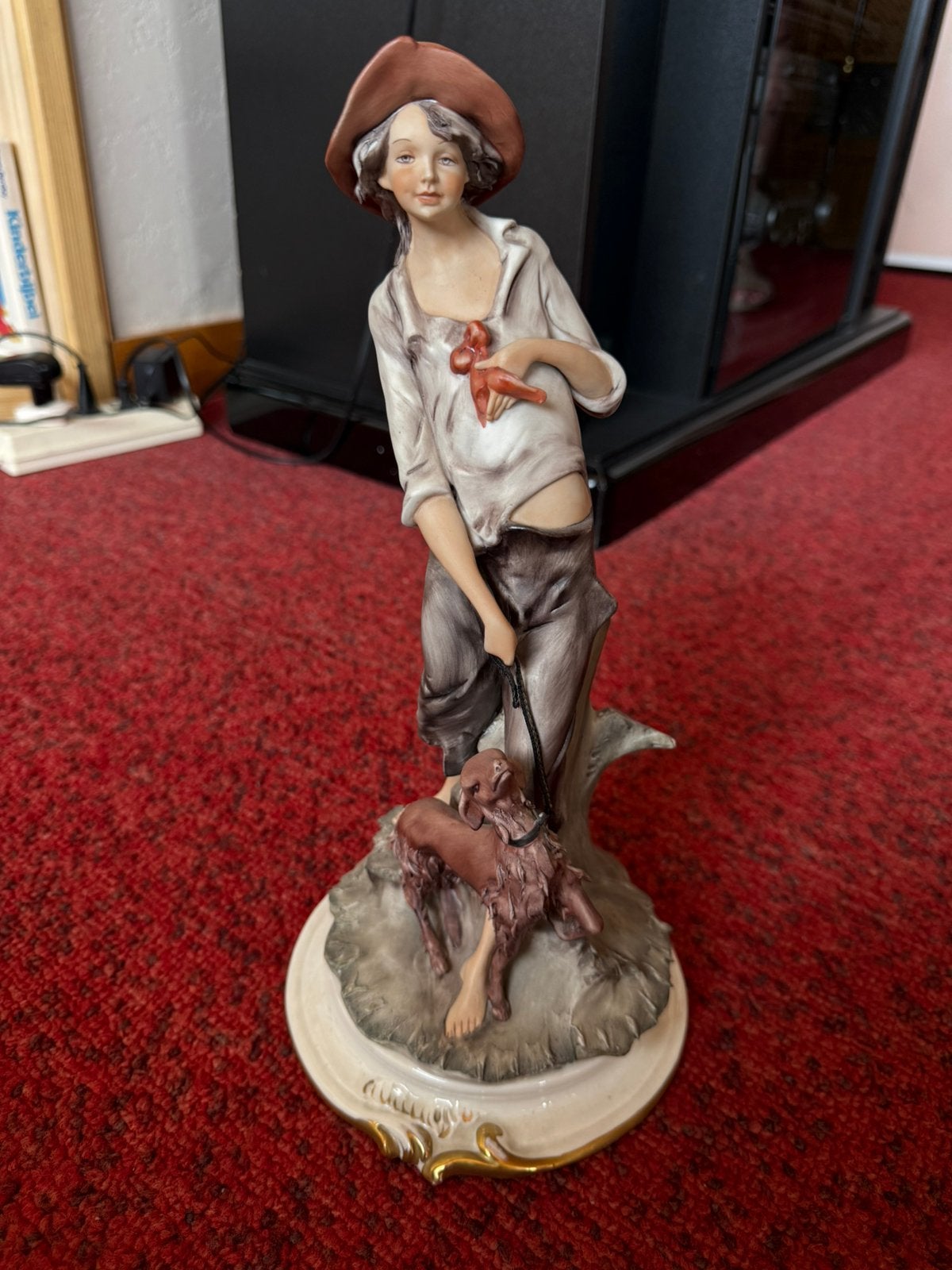 Statue en porcelaine italienne peinte à la main, Enlèvement, Comme neuf