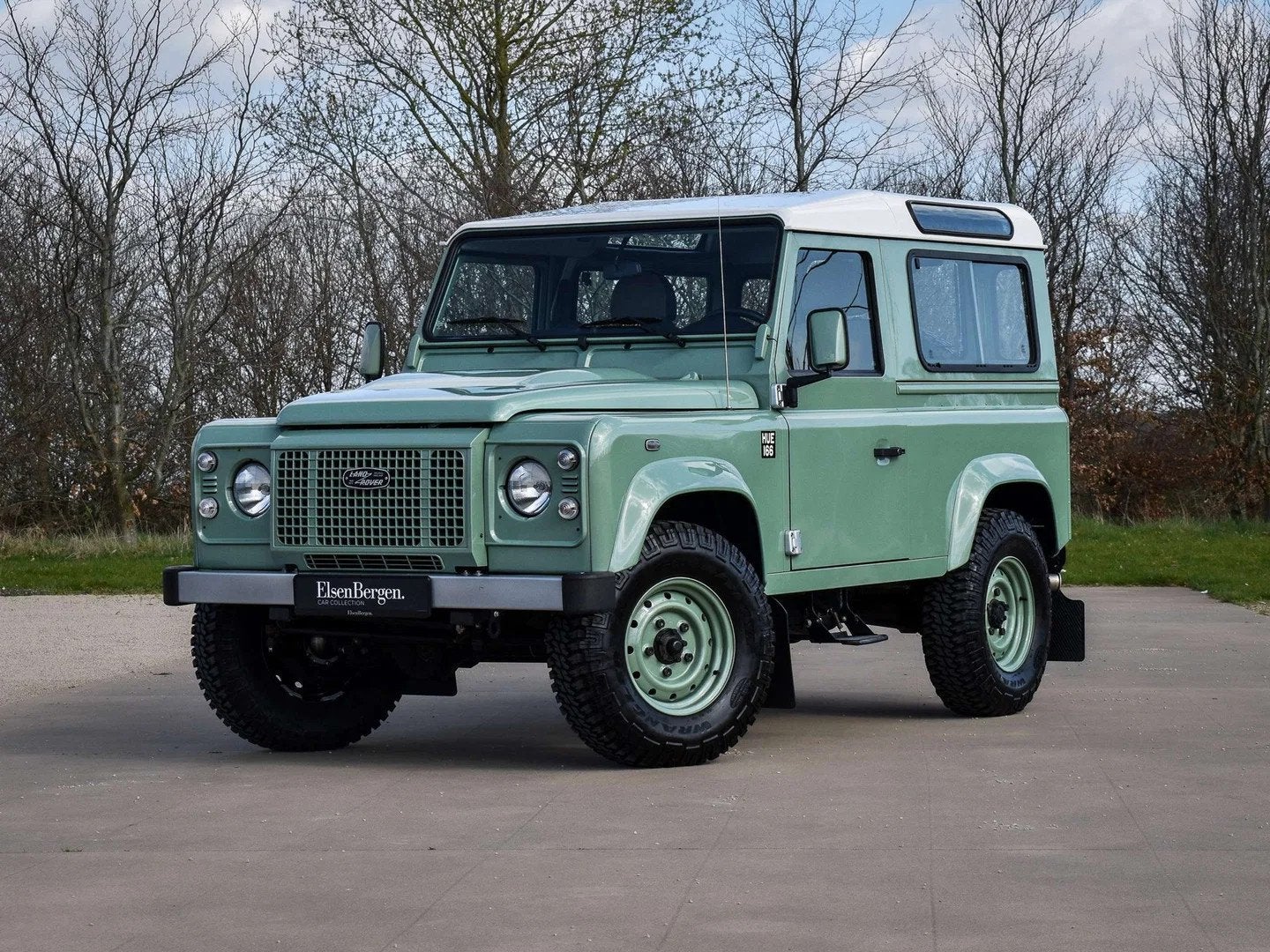 Land Rover Defender 90 / 2.2 TD4 / "Heritage Edition", 90 kW, Euro 5, Gebruikt, Beige