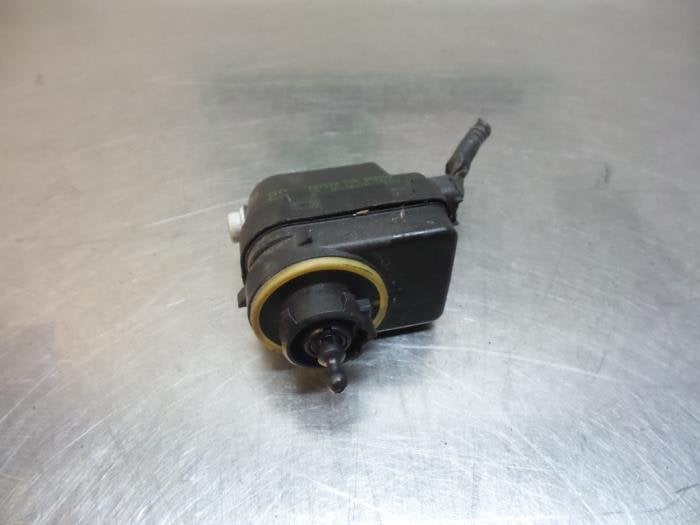 Moteur phare d'un Peugeot 107 (107 05-), -, 3 mois de garantie, Utilisé, -