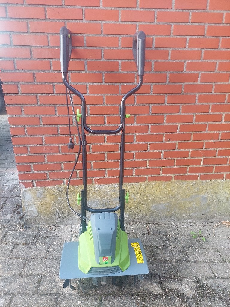Central Park elektrische tuinfrees, Doe-het-zelf en Bouw, Ophalen, Zo goed als nieuw, Elektrisch, Tuinfrees