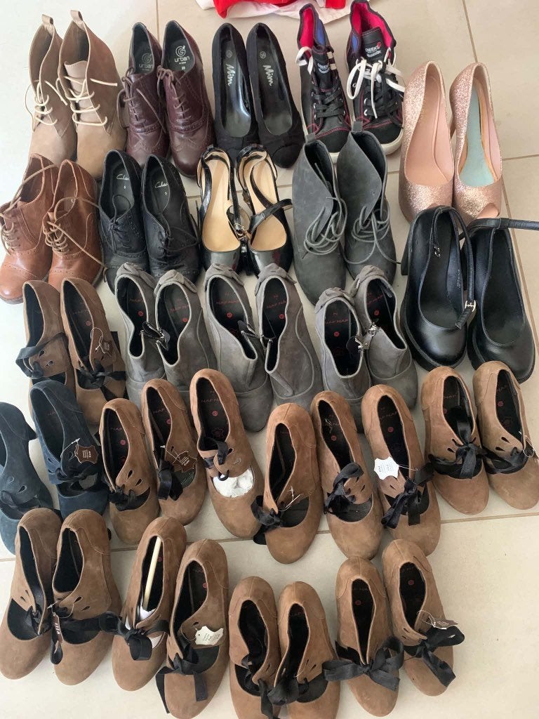 Lots de 23 pairs des chaussures 199 euro, Neuf, KICKERS, Enlèvement, Chaussures